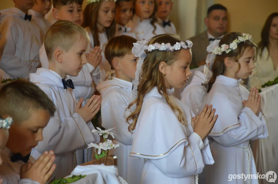 Pierwsza Komunia Św. w parafii pw. św. Jadwigi w Pępowie