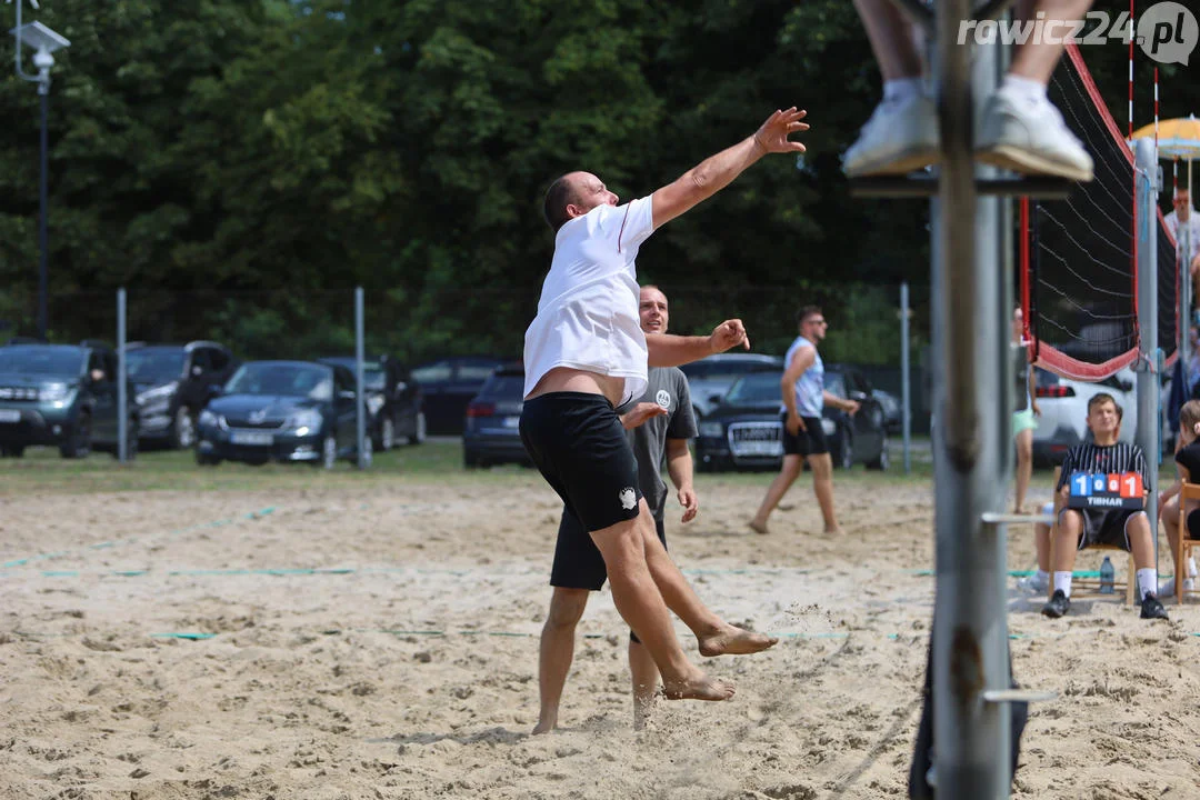 Turniej siatkówki plażowej w Jutrosinie