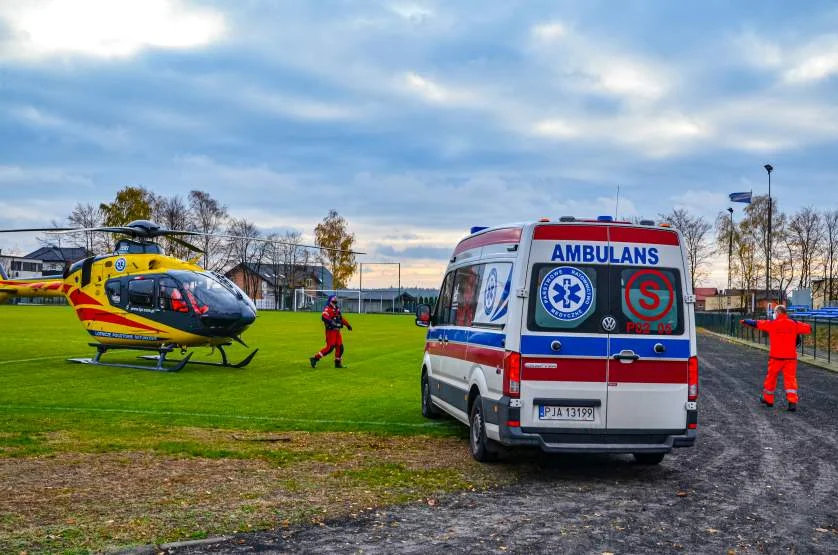 Brakuje ratowników w karetkach jarocińskiego pogotowia. Do pacjentów jeżdżą strażacy