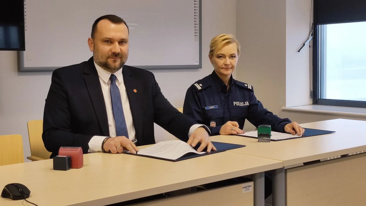 Posterunki policji w Jaraczewie i Żerkowie