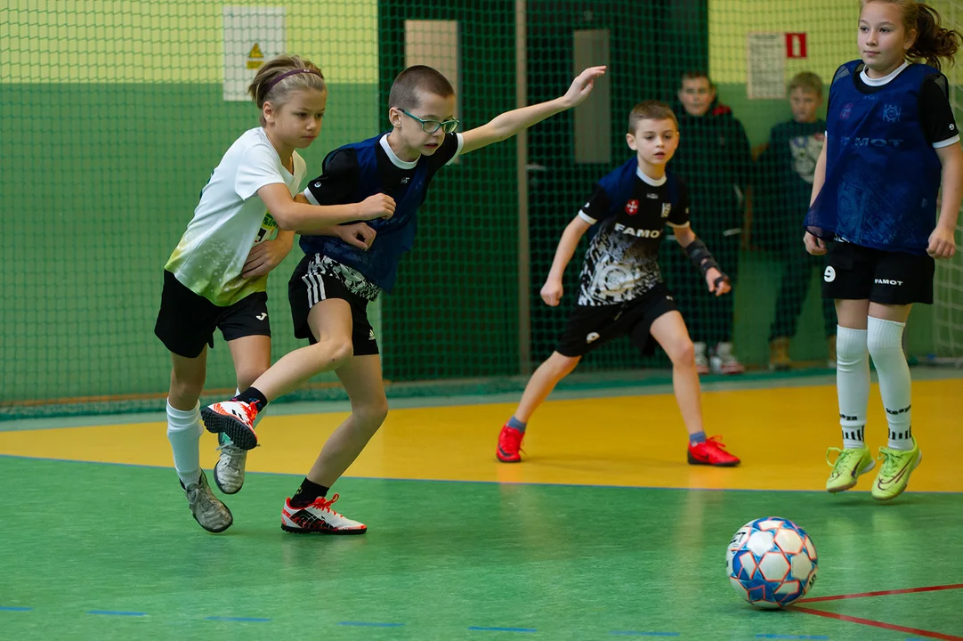 Akademia Talentów i Biały Orzeł na Sportowych Mikołajkach