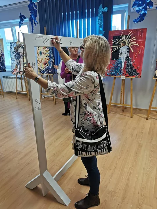Gostyń. Spowiedź - wystawa malarstwa Adrianny Woźniak w GOK Hutnik