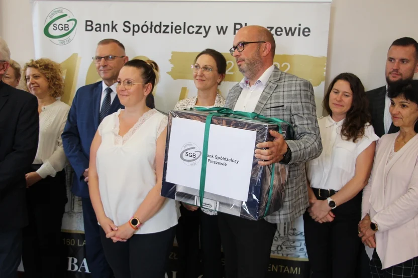 Pożegnanie ks. Henryka Szymca w Banku Spółdzielczym