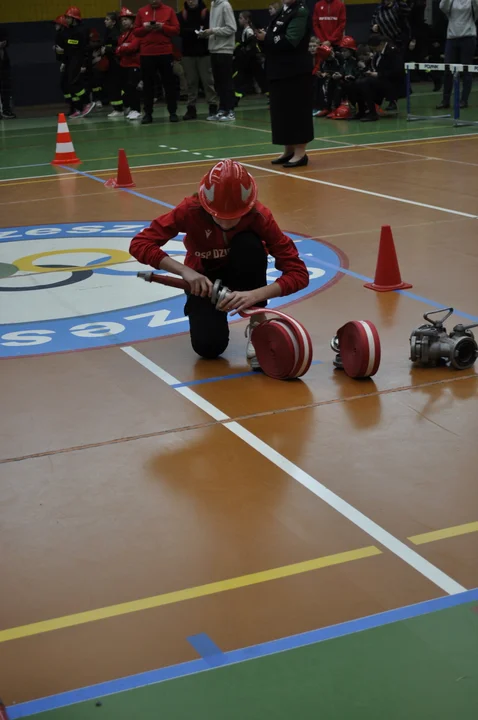 OSP Dzięczyna na Halowym Turnieju Sportowo-Pożarniczym MDP w Ostrzeszowie