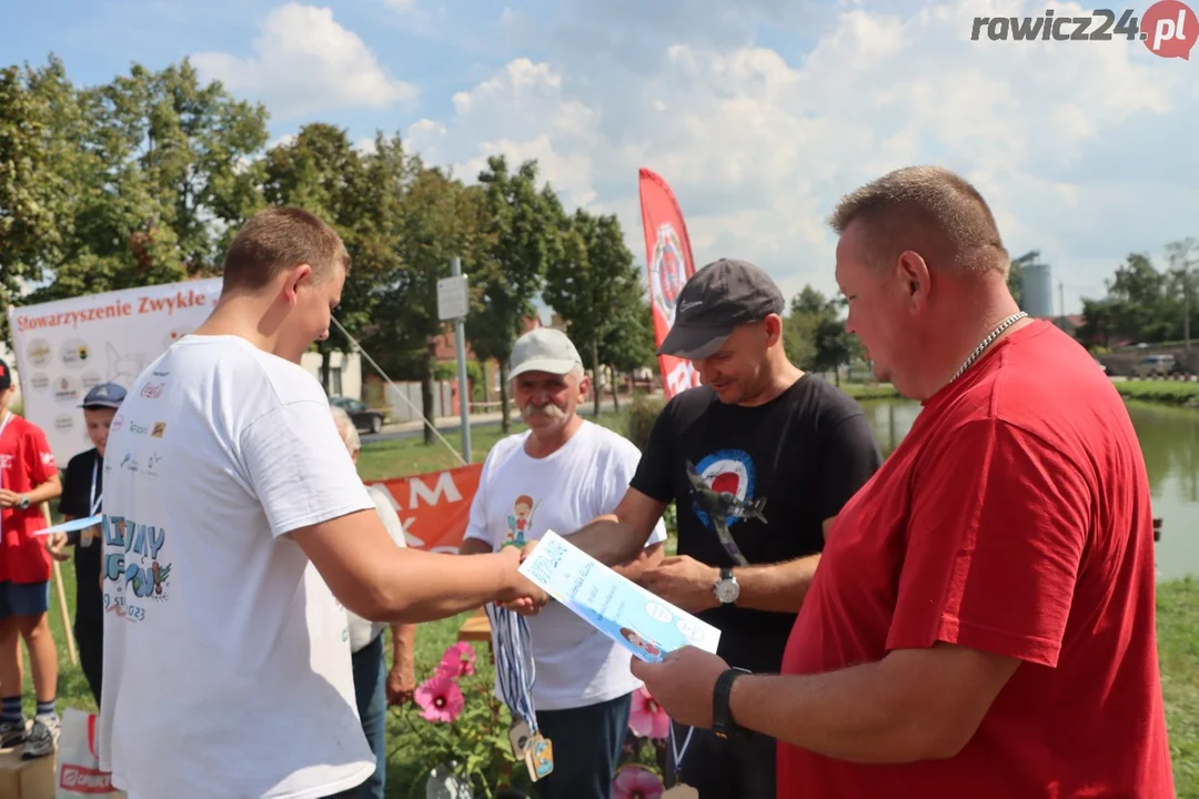 Zawody wędkarskie w Łaszczynie