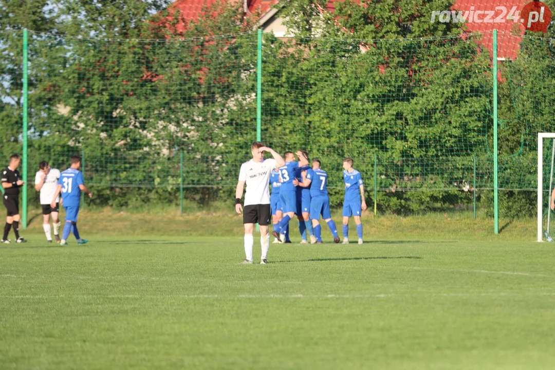 Awdaniec - Sarnowianka 1:3