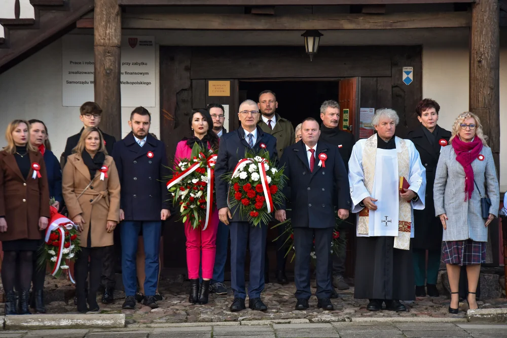 Sulmierzyce. Obchody Narodowego Dnia Niepodległości i promocja książki