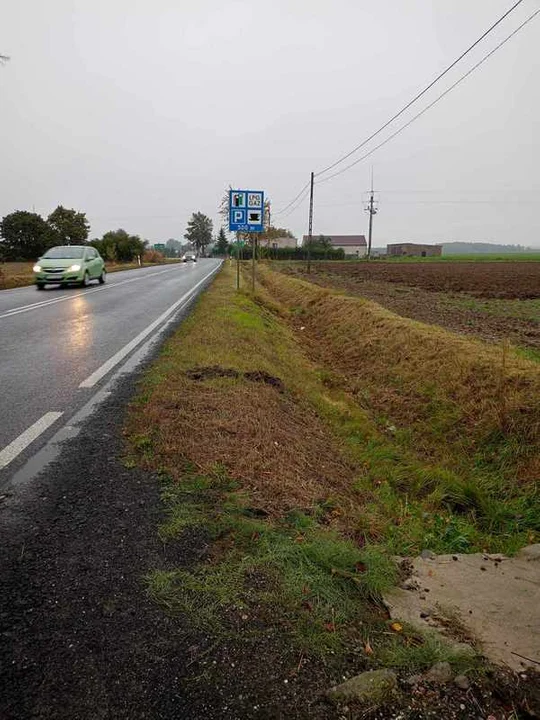 Czy przy DK 12 powstanie chodnik lub ścieżka rowerowa?