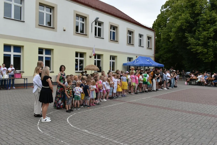 Festyn w szkole w Kwileniu