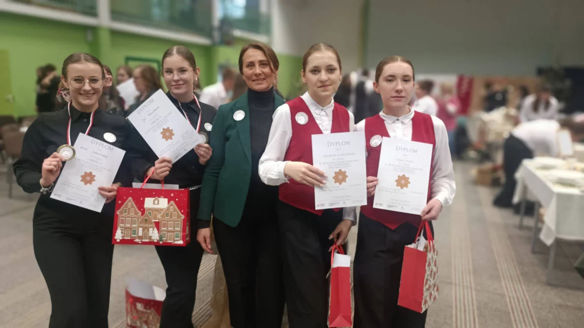 Sukces uczennic z ZSR w Grabonogu na wielkopolskim konkursie