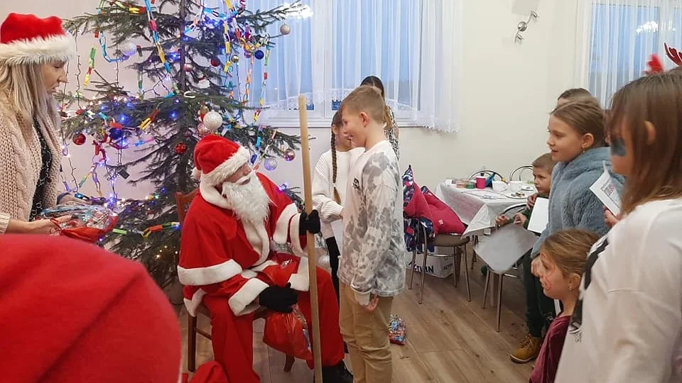 Dzieci w Sowach odwiedził Mikołaj - Zdjęcie główne