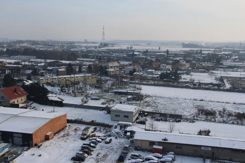 Ćwiczenia z ratownictwa wysokościowego na elewatorze zbożowym w Pleszewie