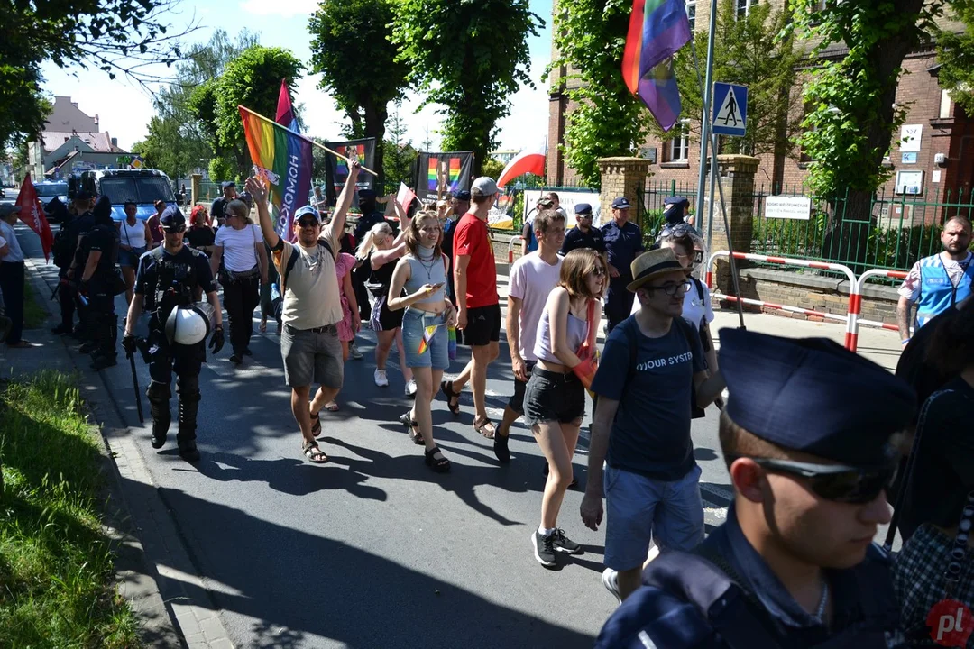 Marsz Równości i kontrmanifestacje w Rawiczu