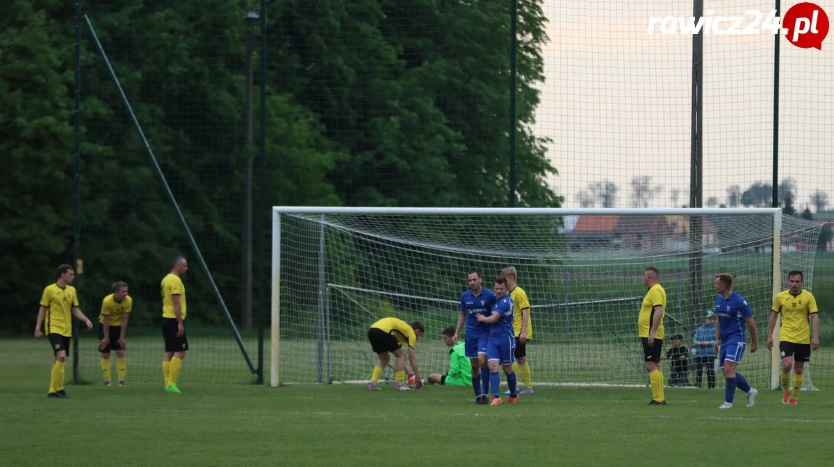 Orla Jutrosin - Tęcza-Osa Osieczna 3:1