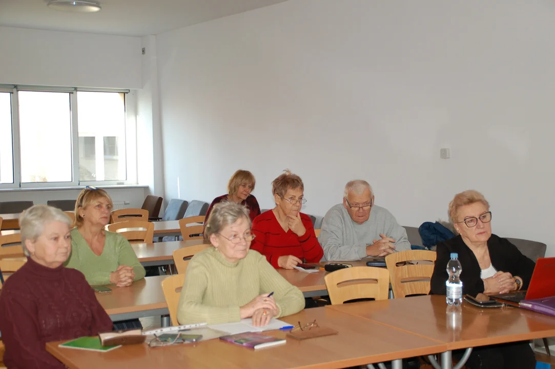 Krotoszyn. Kurs obsługi smarfonów dla seniorów