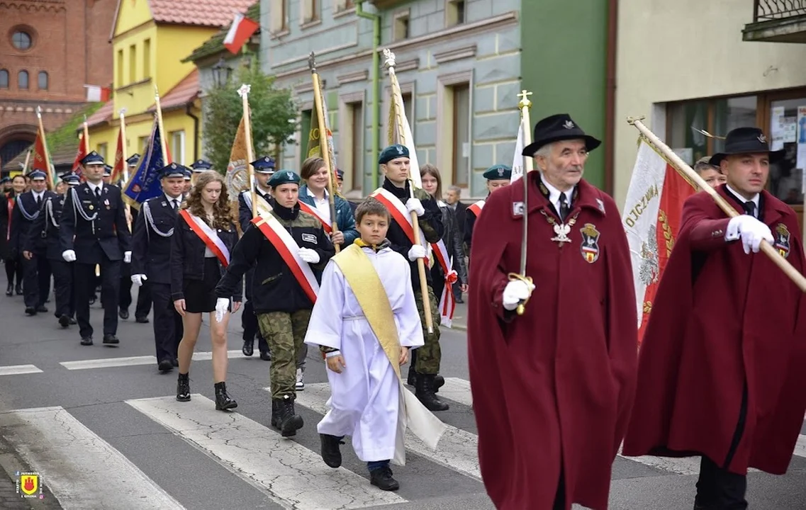 W Jutrosinie uczcili Święto Niepodległości strażacką grochówką - Zdjęcie główne