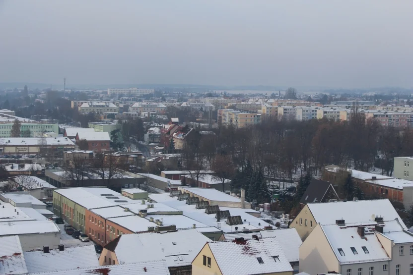 Ćwiczenia z ratownictwa wysokościowego na elewatorze zbożowym w Pleszewie