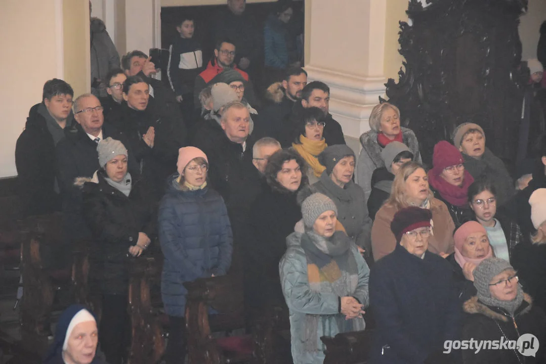 Otwarcie Kaplicy Wieczystej Adoracji we farze Gostyniu. Biskup Zdzisław Fortuniak w Gostyniu