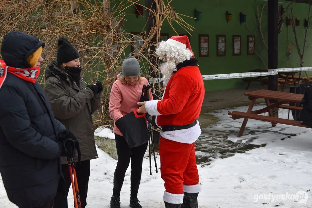 Mikołajkowy Charytatywny Marsz Nordic Walking „Idziemy dla Julki”