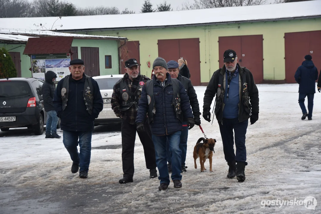 Mikołajkowy Charytatywny Marsz Nordic Walking „Idziemy dla Julki”