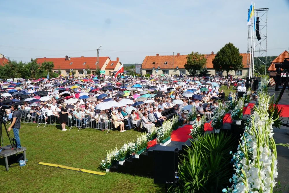 Smolice. Koronacja wizerunku Matki Bożej Uzdrowienia Chorych