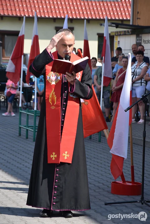 Przekazanie wozu strażackiego dla jednostki OSP w Pogorzeli