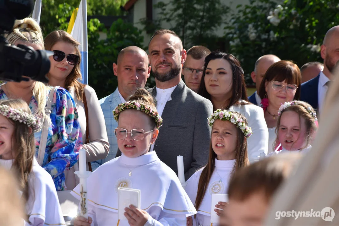 Sakrament I Komunii Świętej w parafii w Pogorzeli