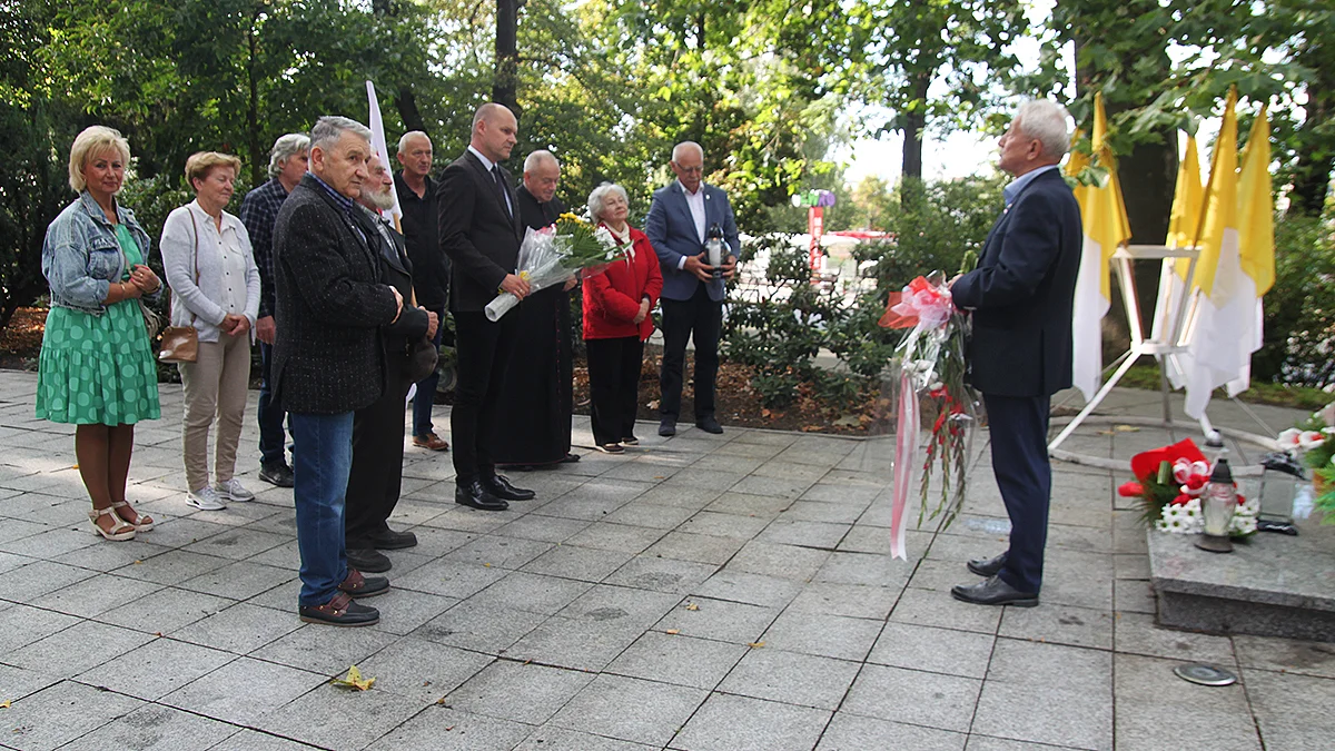 Dzień Solidarności i Wolności w Rawiczu - Zdjęcie główne