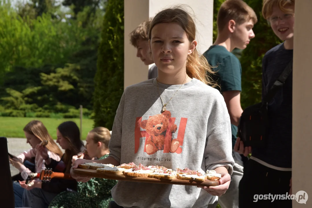 Uczniowie boreckich szkół z wizytą w Zimnowodzie