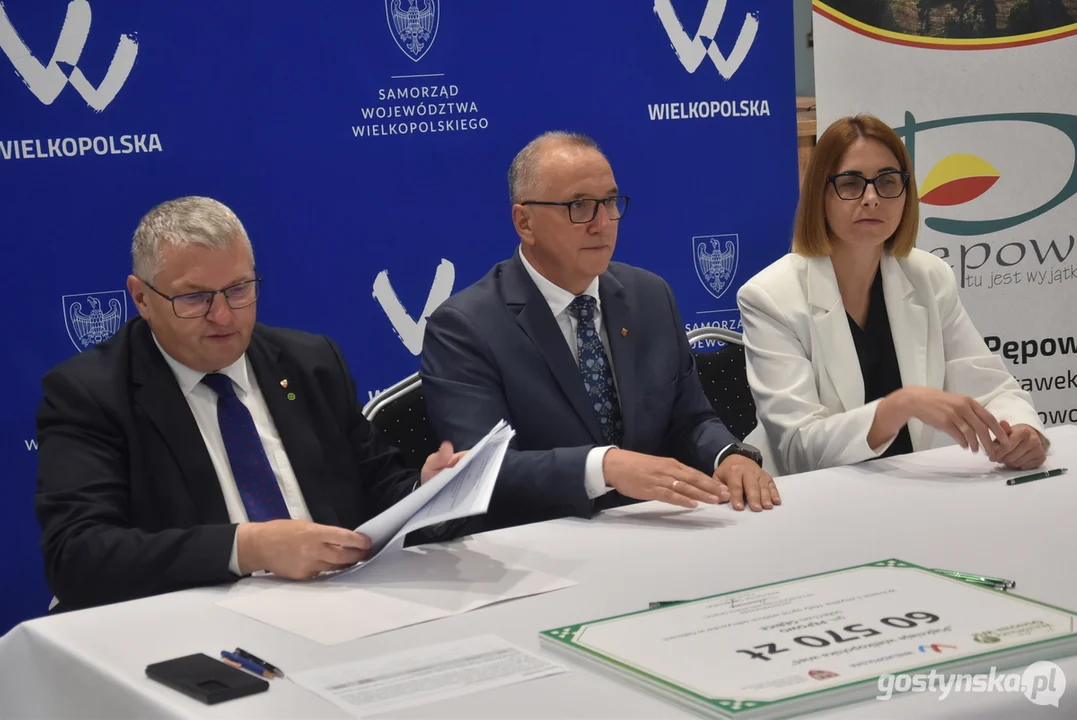 Wręczenie dofinansowań w ramach XV edycji konkursu "Pięknieje wielkopolska wieś" w Pępowie