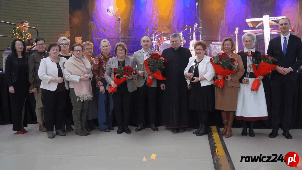 Laury Przedsiębiorczości i Aktywności Społecznej 2025 rozdane! Wyjątkowa niedziela w Pakosławiu - Zdjęcie główne