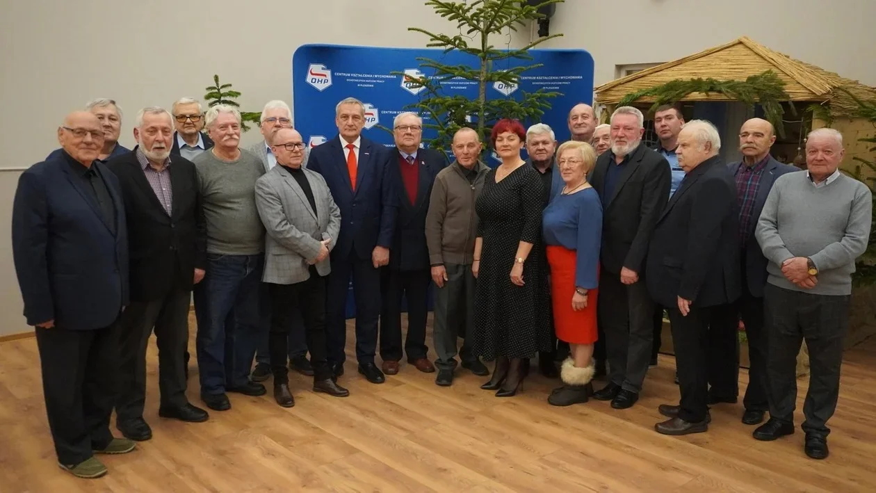 Piotr Kowalik zrezygnował