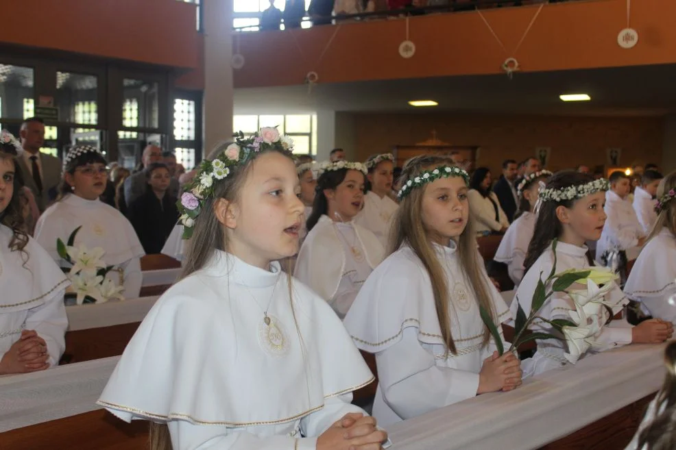 Pierwsza Komunia Święta w parafii św. Antoniego Padewskiego w Jarocinie