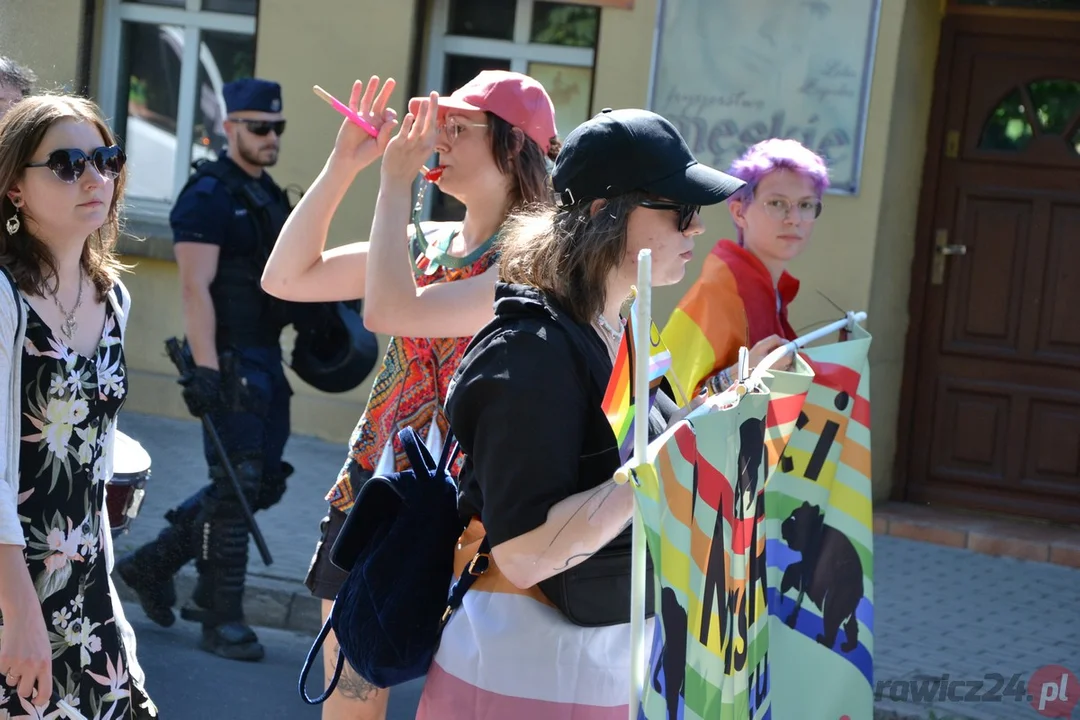 Marsz Równości i kontrmanifestacje w Rawiczu