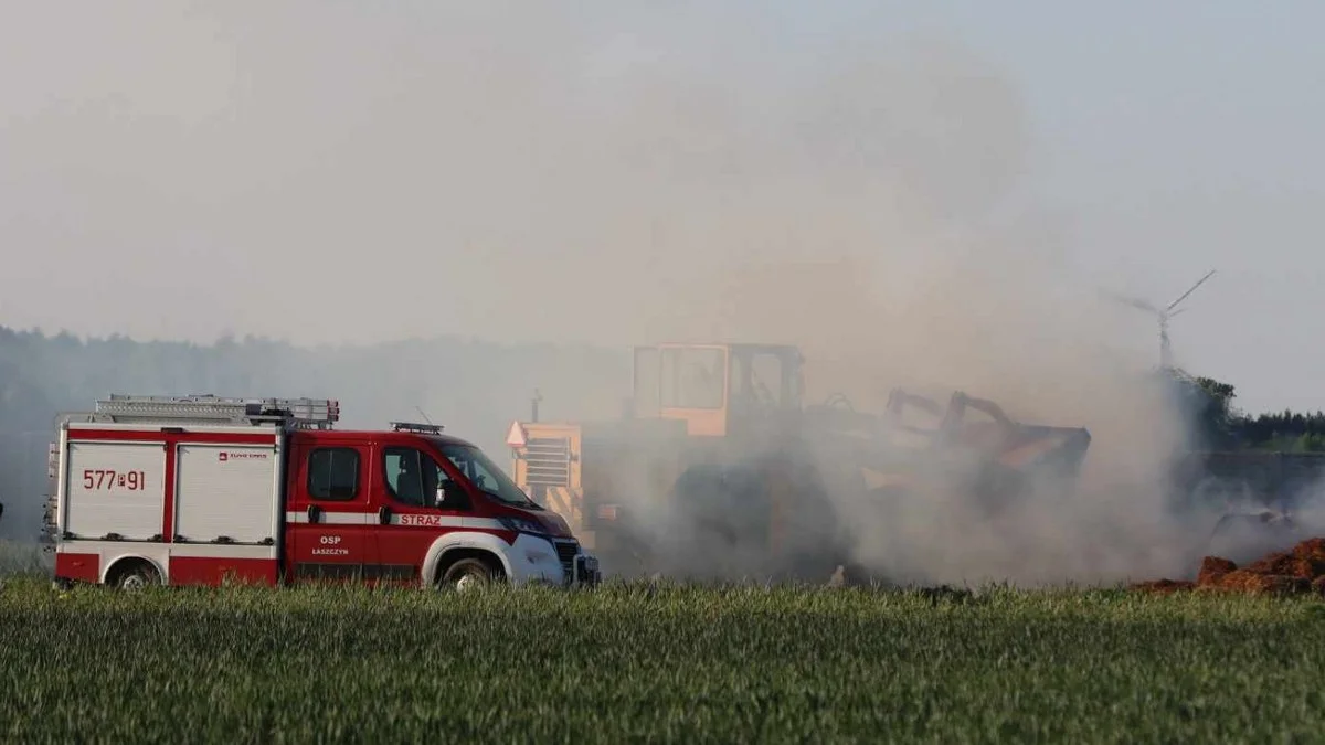 Pożar w Łaszczynie. Na miejscu cztery wozy straży pożarnej [ZDJĘCIA] - Zdjęcie główne