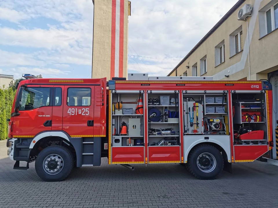 Krotoszyn. Nowy wóz dla strażaków - zawodowców [ZDJĘCIA] - Zdjęcie główne