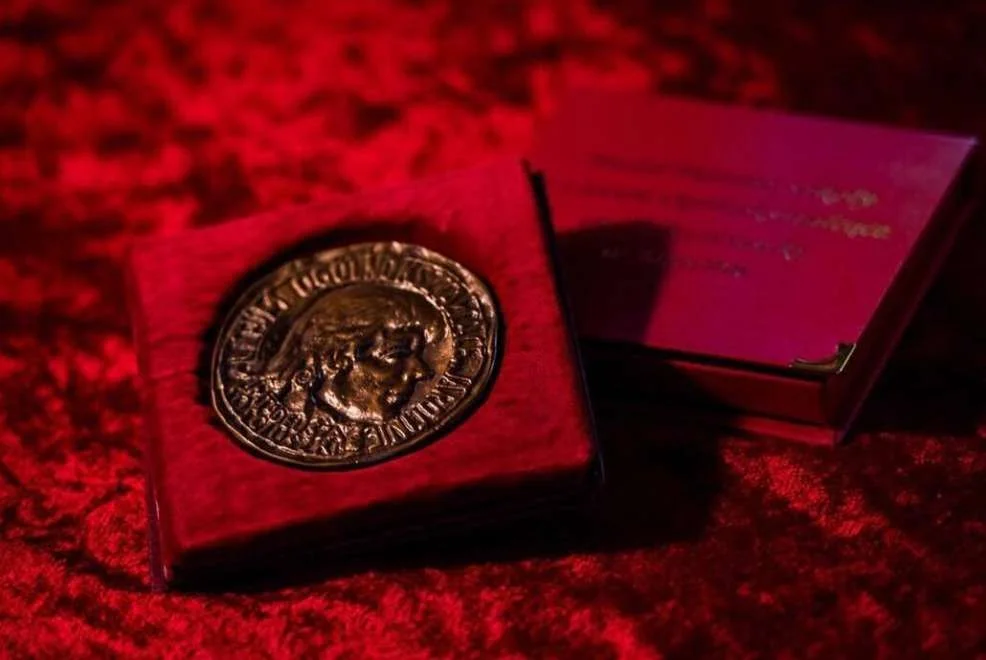 Wręczonie Medali Patrona Szkoły w Liceum Ogólnokształcącym w Jarocinie