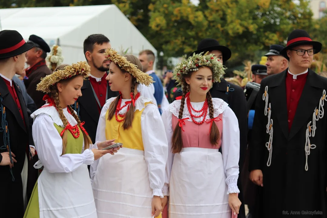 Wieniec z krotoszyńskiego na dożynkach w stolicy