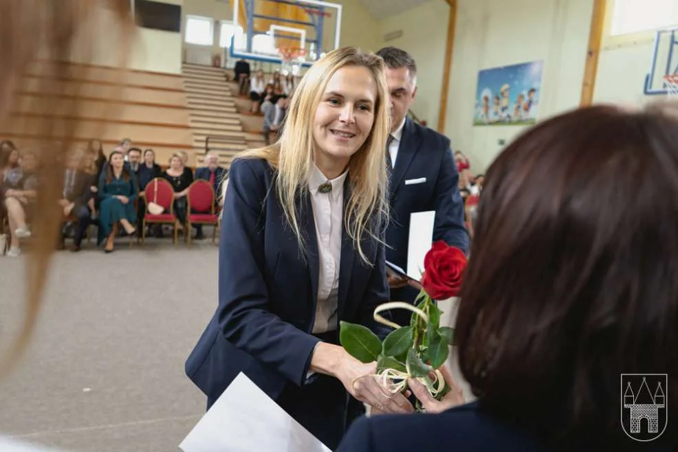 Jarociński Dzień Edukacji Narodowej z nagrodami i awansami [ZDJĘCIA] - Zdjęcie główne