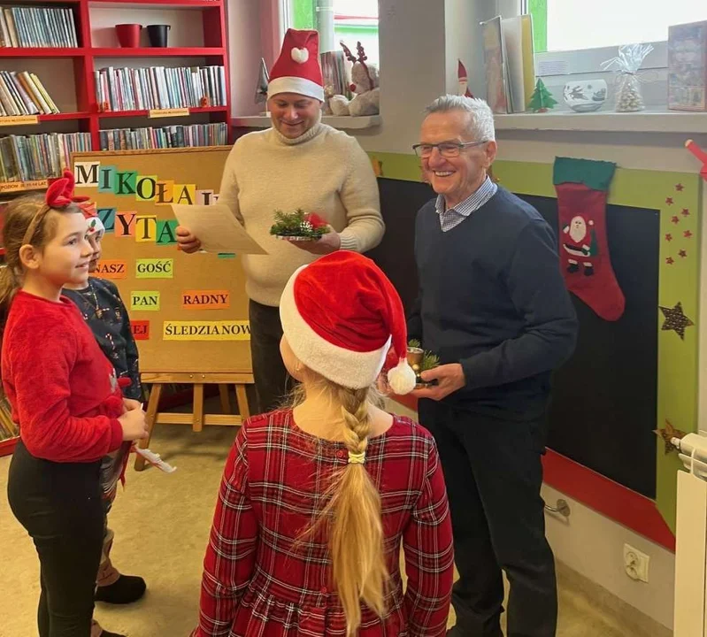 „Mikołajkowe Czytanie” w Bibliotece Publicznej Miasta i Gminy Jarocin