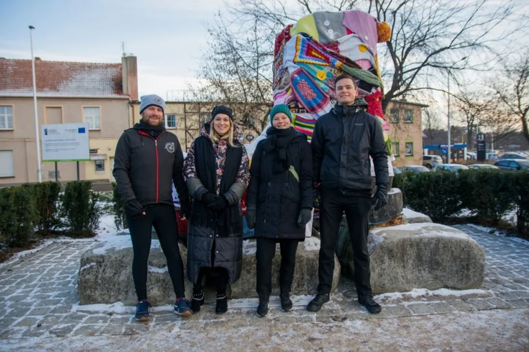 Julie Erch Petersen i Andreas Markussen objechali świat na rowerach. Przybyli także do Jarocina