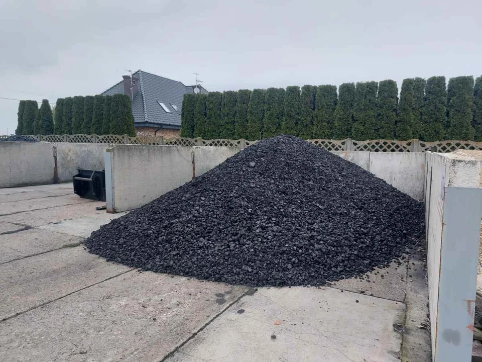 Pierwsza dostawa tańszego węgla do gminy Żerków