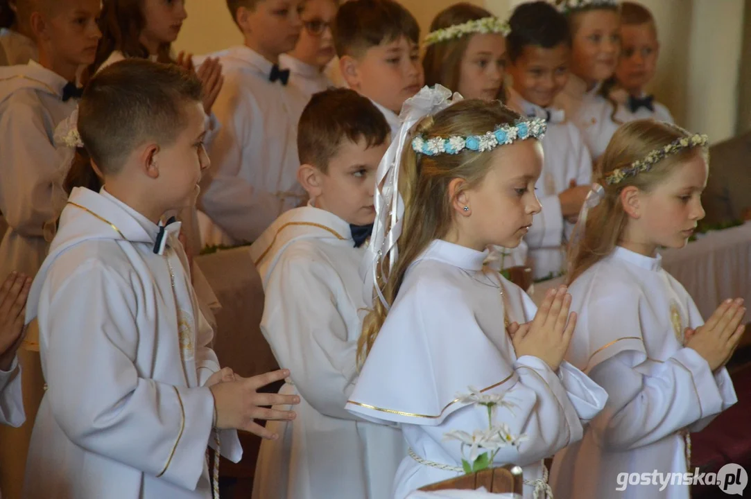 Pierwsza Komunia Św. w parafii pw. św. Jadwigi w Pępowie