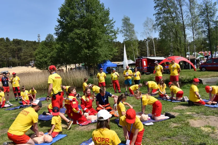 WOPR Gołuchów i OSP Chocz na pikniku służb ratowniczych w Kobylej Górze