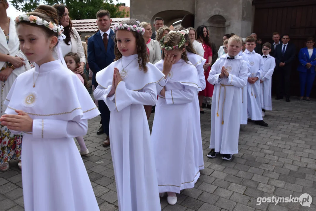 I Komunia Święta w parafii Pocieszenia NMP w Borku Wlkp.