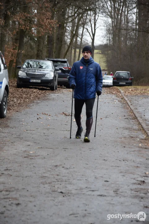 Biegająco zagrali dla WOŚP - Parkrun Gostyń i Grupa Nieprzemakalni Gostyń razem na trasie