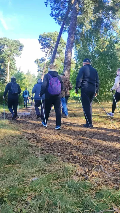 V Marsz po zdrowia z nordic walking w ramach Leśna Triada 2025 w Piaskach