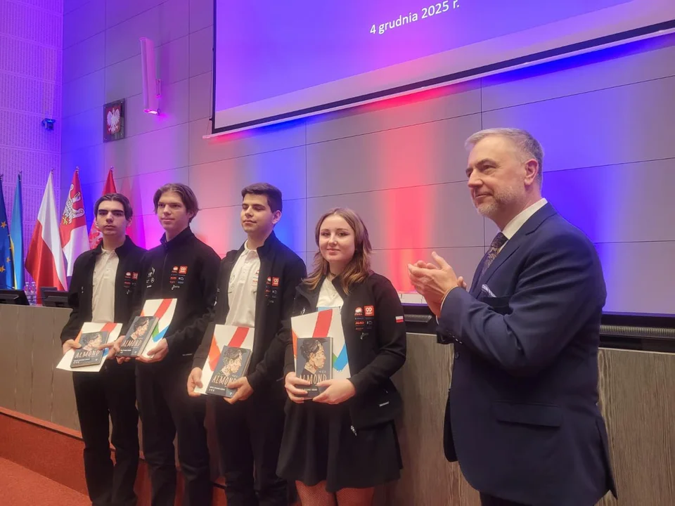 Ekipa JetPlex Racing z Pleszewa wyróżniona przez marszałka województwa wielkopolskieg