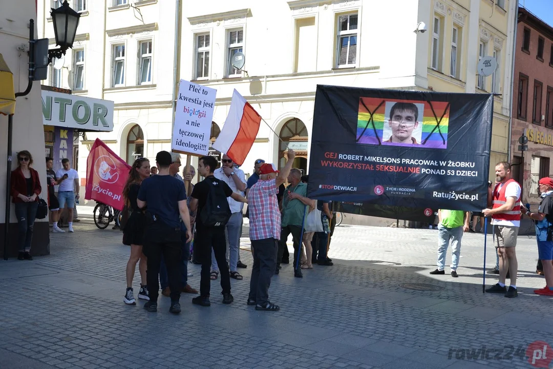 Marsz Równości i kontrmanifestacje w Rawiczu