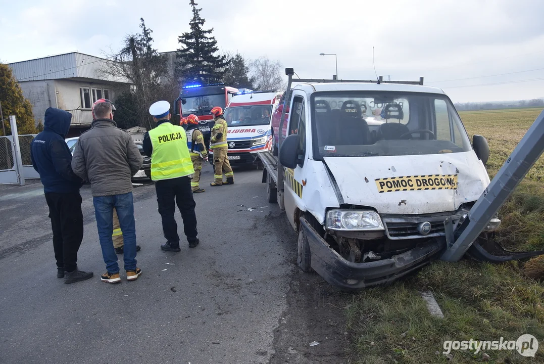 Zderzenie auto-lawety ze skodą w Sikorzynie